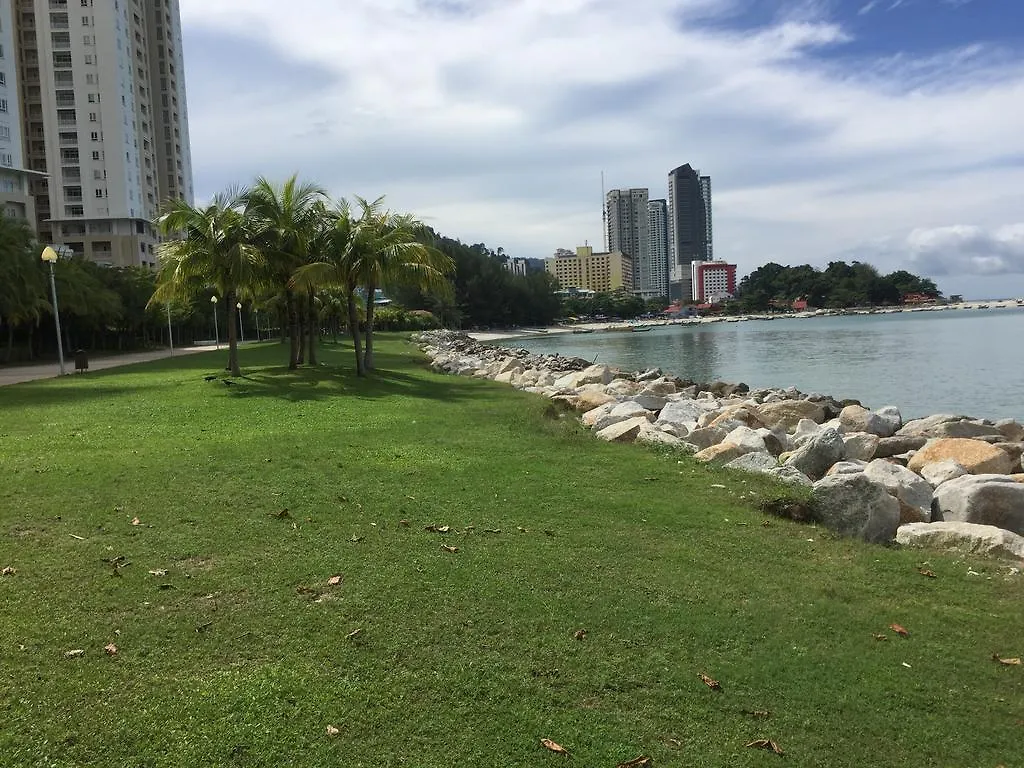 Jazz Suite Seaview Nr Straits Quay George Town