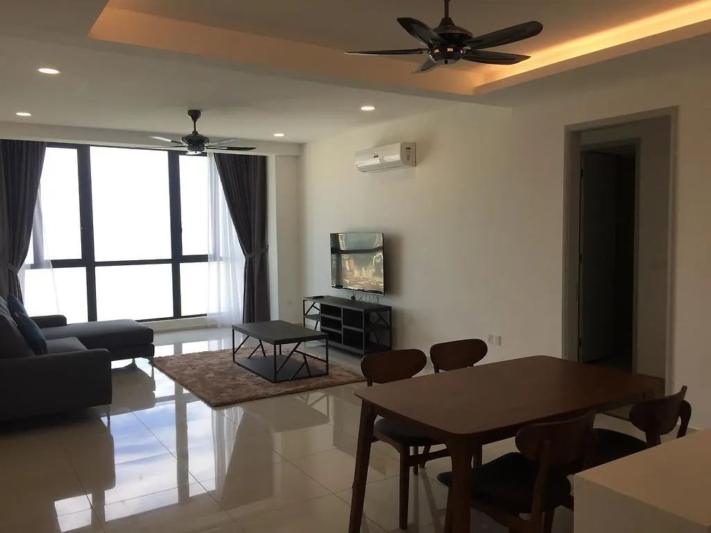 Apartment Jazz Suite Seaview Nr Straits Quay George Town