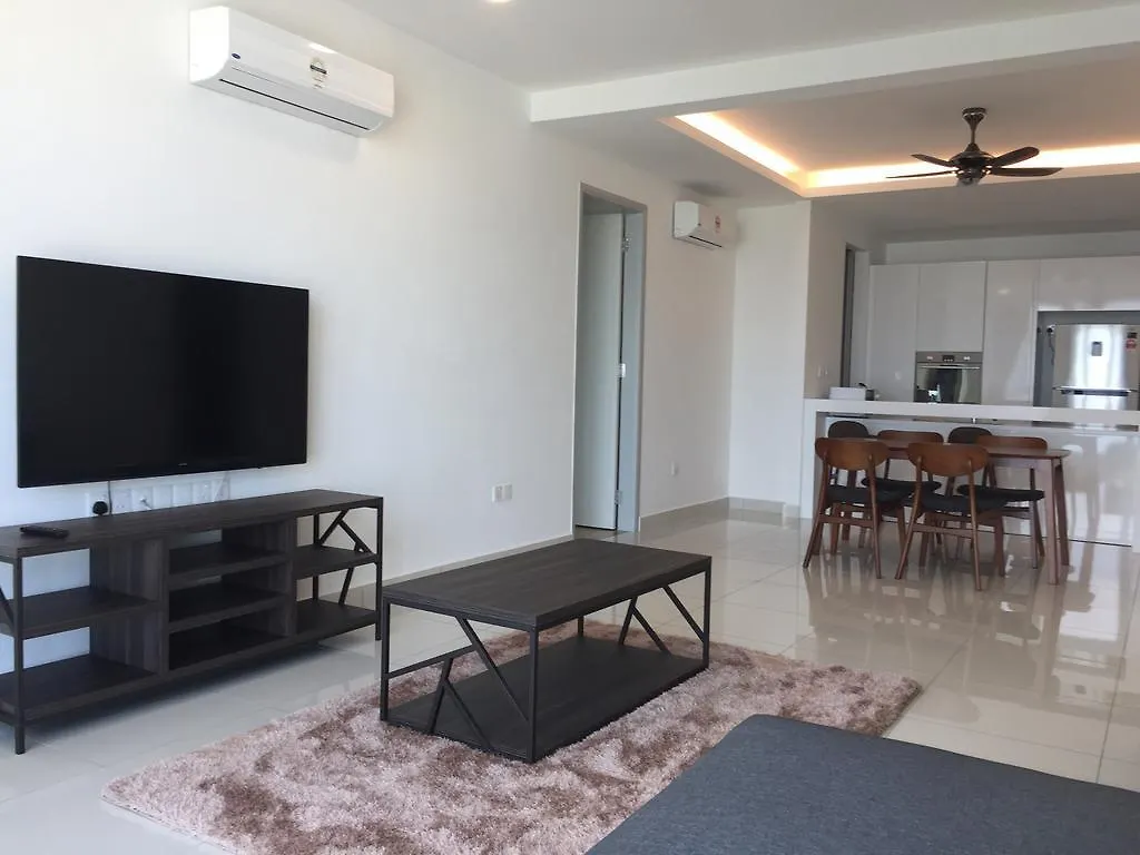 Apartment Jazz Suite Seaview Nr Straits Quay George Town